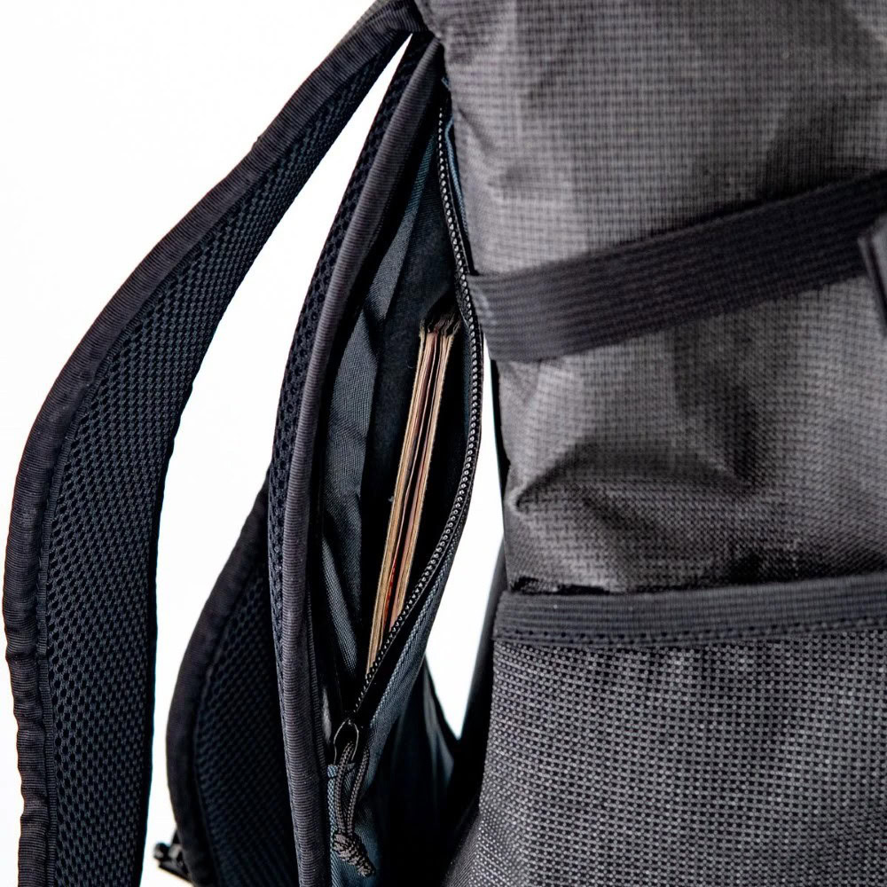 ULA 36L Dragonfly Passport Pocket