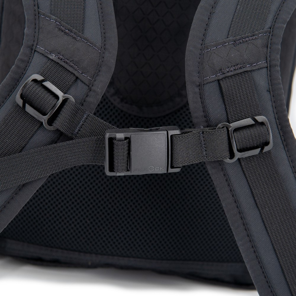 Fidlock Magnetic Sternum Strap attached to backpack showing the sternum strap closed